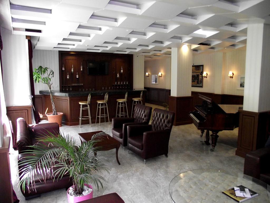 Akman Hotel Кушадасы Экстерьер фото