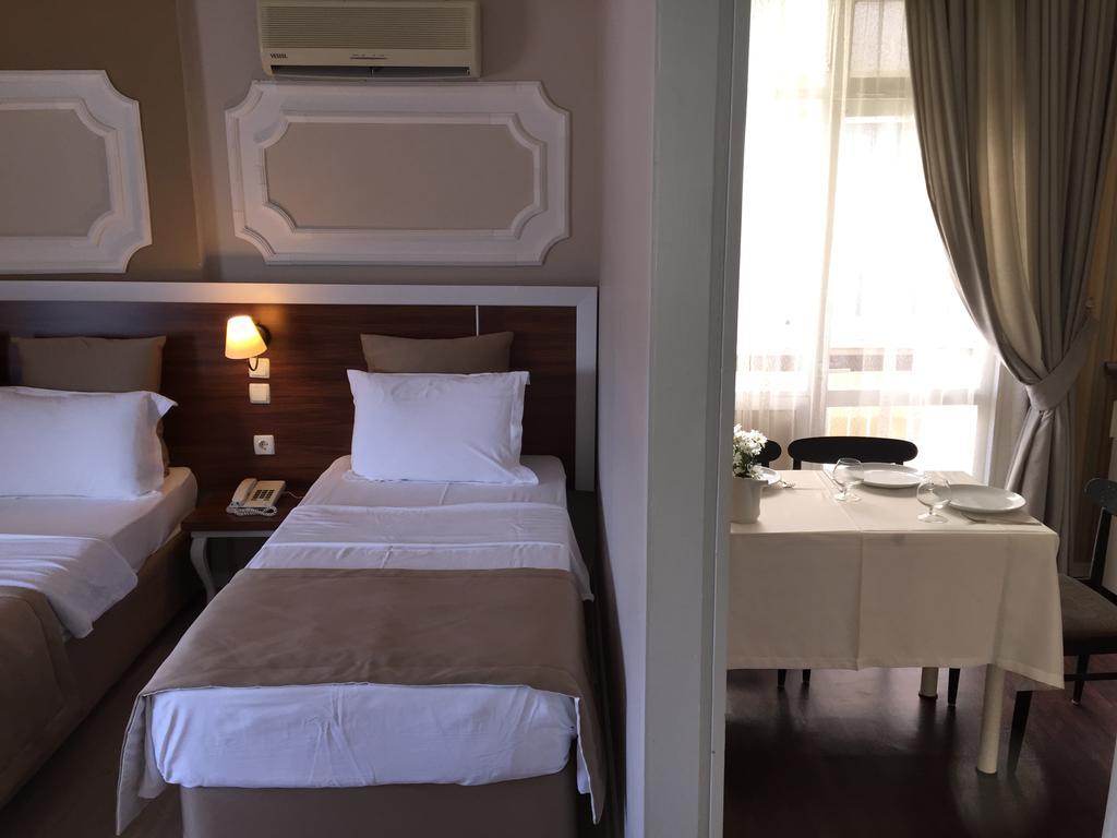 Akman Hotel Кушадасы Номер фото