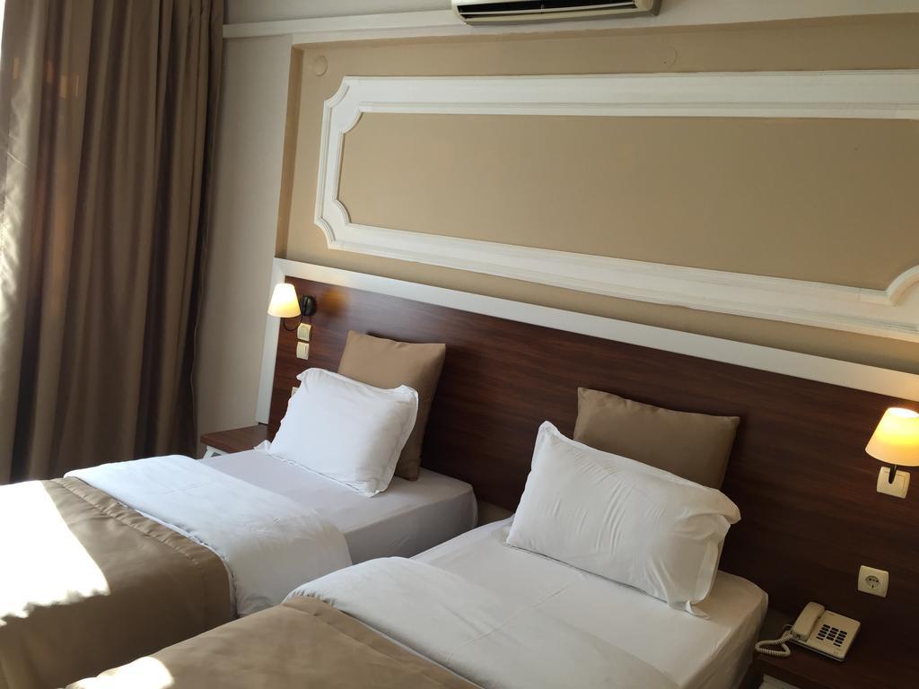 Akman Hotel Кушадасы Номер фото