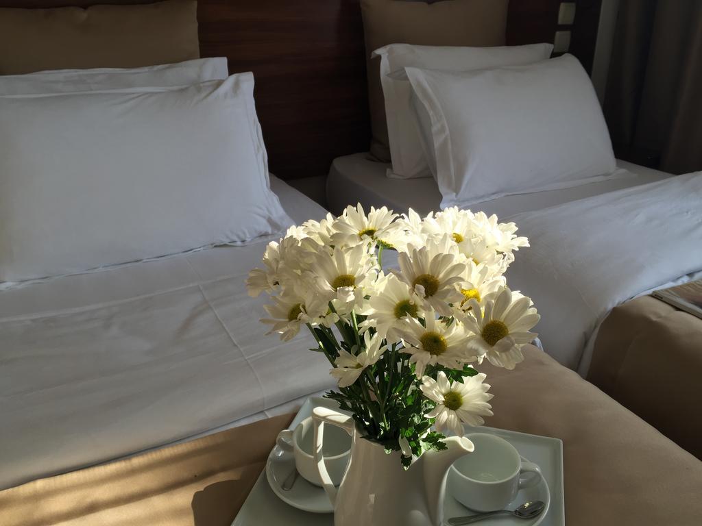 Akman Hotel Кушадасы Экстерьер фото