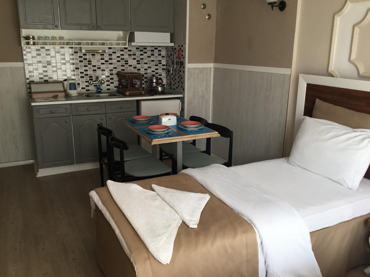 Akman Hotel Кушадасы Экстерьер фото